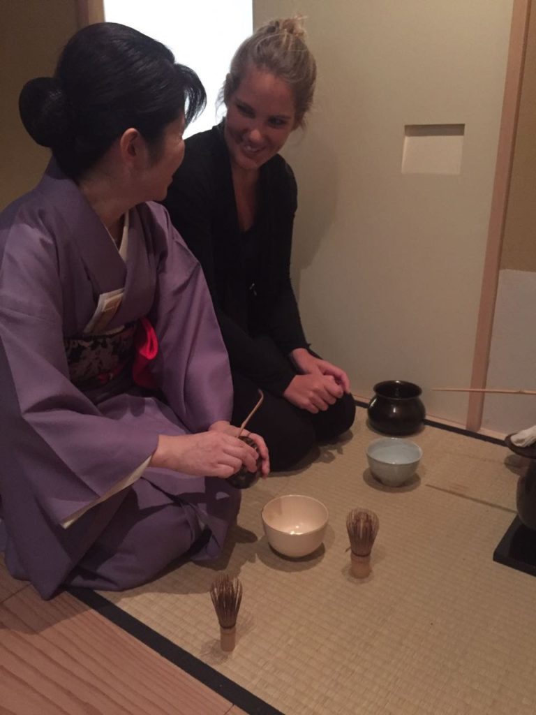 外国人茶道体験写真
